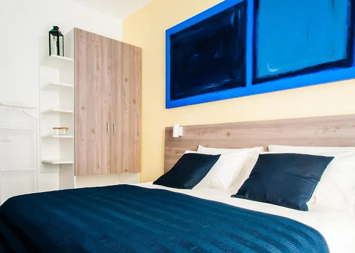 Demi Rooms